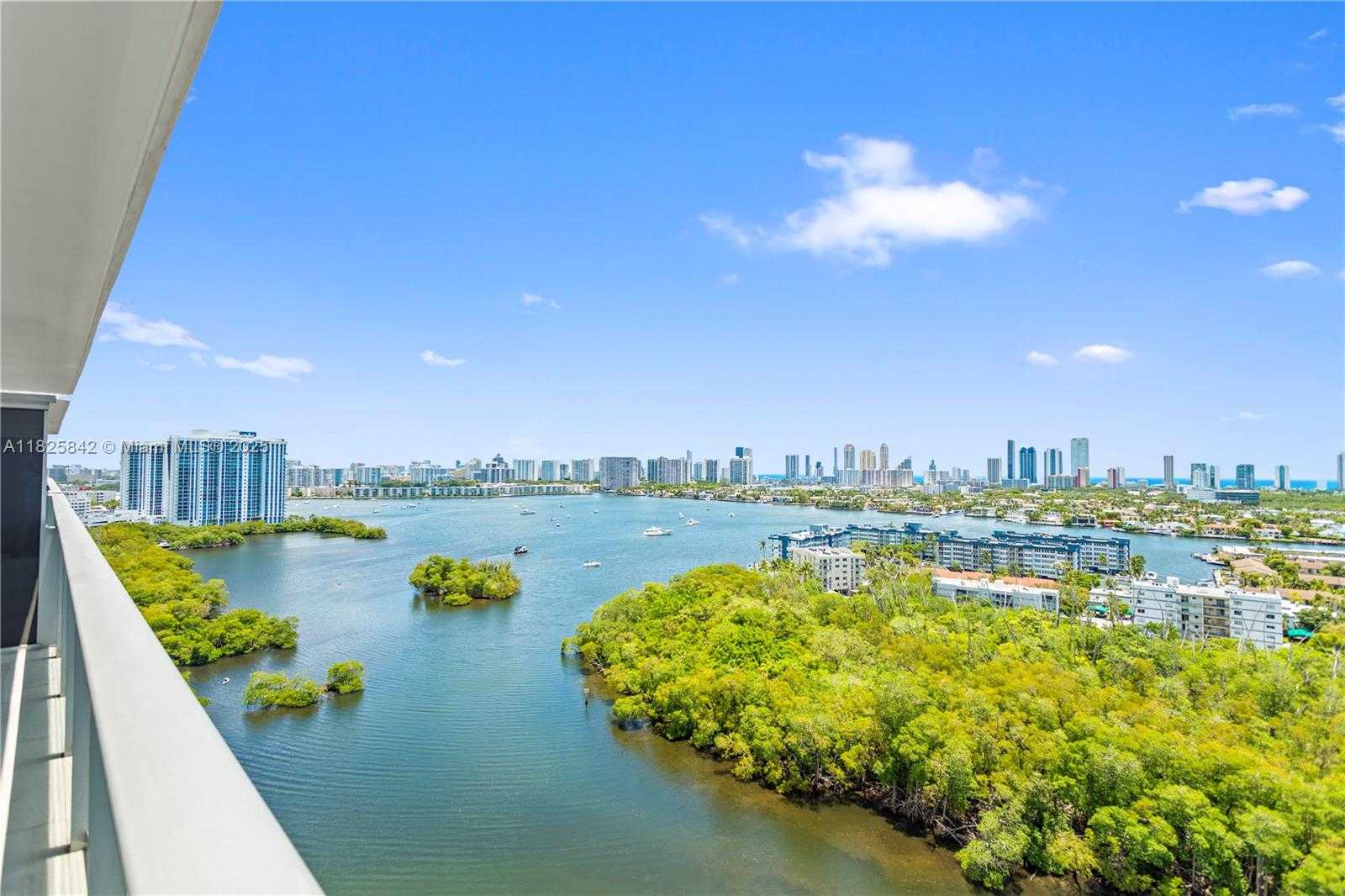 Small Image of 16385 BISCAYNE BLVD #1918, North Miami Beach Number 38