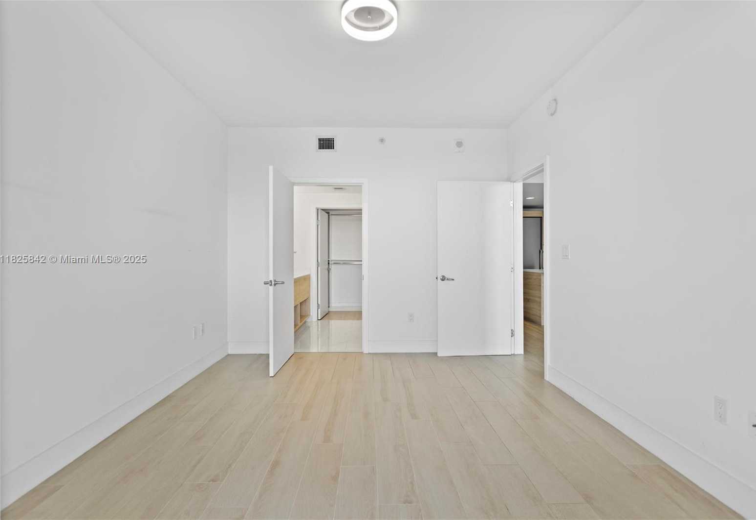 Small Image of 16385 BISCAYNE BLVD #1918, North Miami Beach Number 43