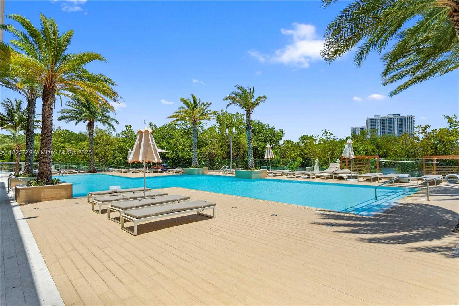 Small Image of 16385 BISCAYNE BLVD #1918, North Miami Beach Number 57
