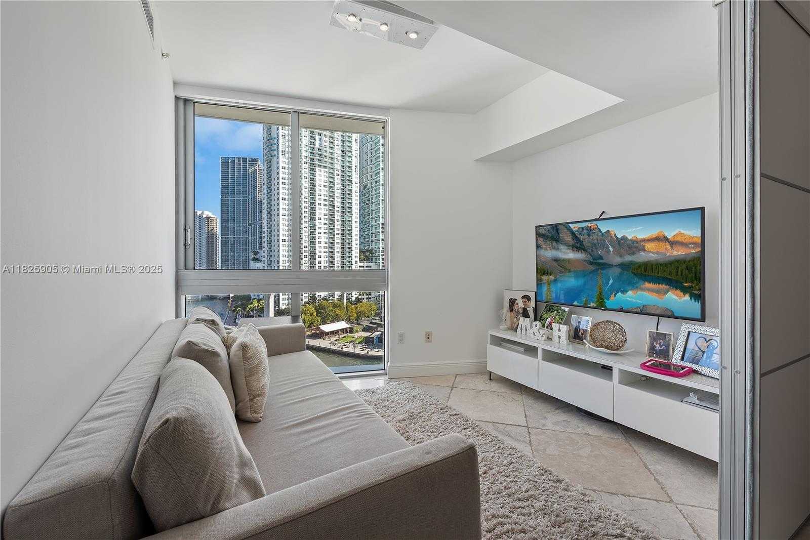 Small Image of 350 SOUTH MIAMI AVE #1102, Miami Number 16