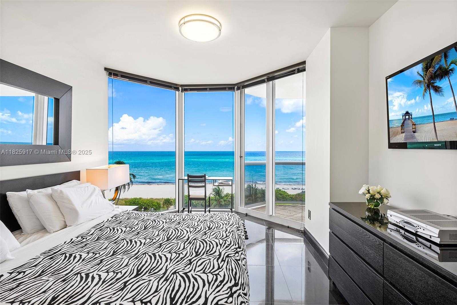 Small Image of 4779 COLLINS AVE #702, Miami Beach Number 11