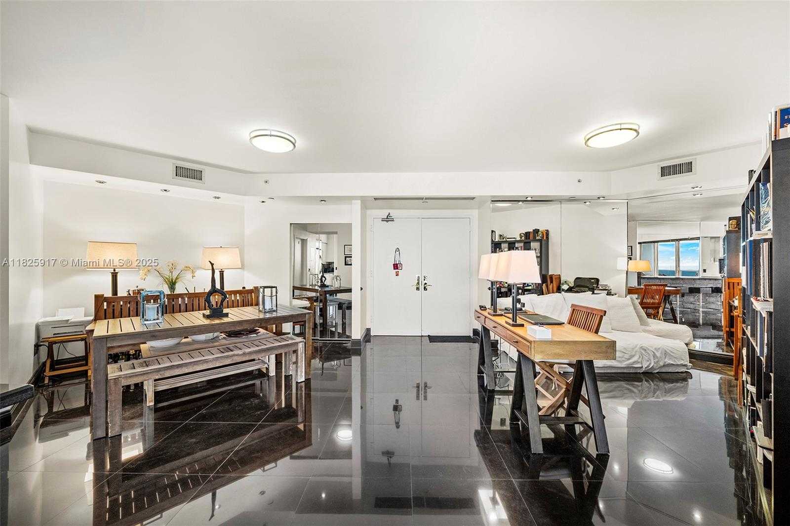 Small Image of 4779 COLLINS AVE #702, Miami Beach Number 5