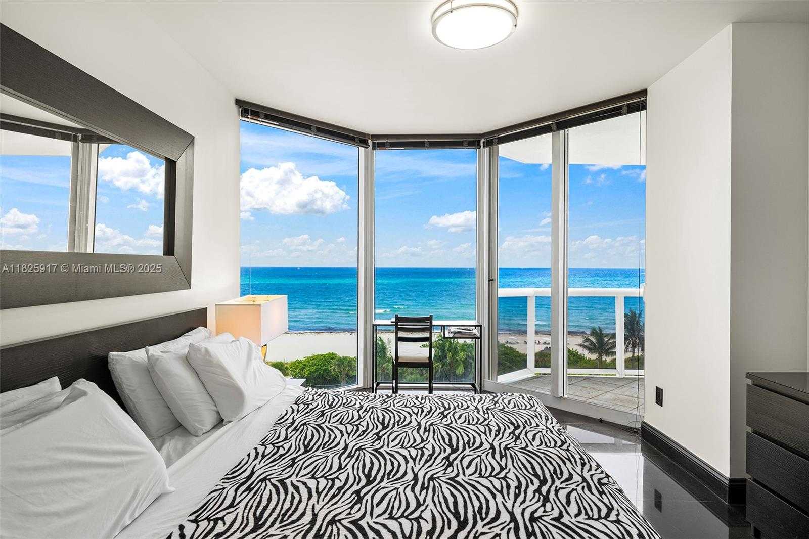 Small Image of 4779 COLLINS AVE #702, Miami Beach Number 9