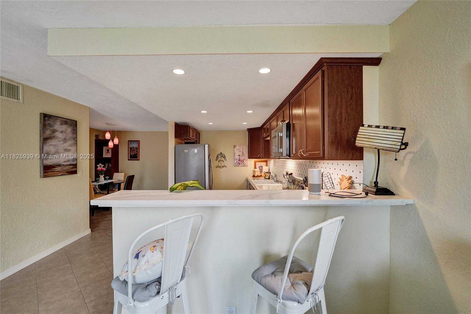 Small Image of 7100 NORTH WEST 17TH ST #402, Plantation Number 21