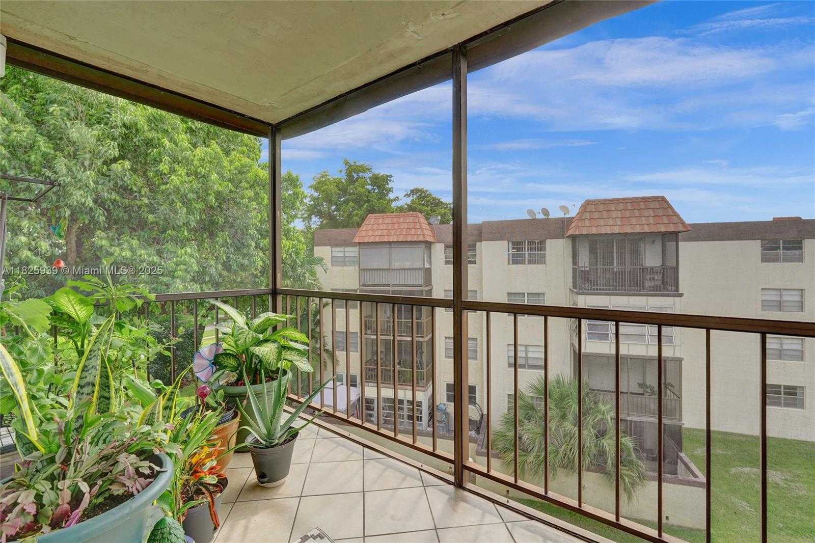 Small Image of 7100 NORTH WEST 17TH ST #402, Plantation Number 41