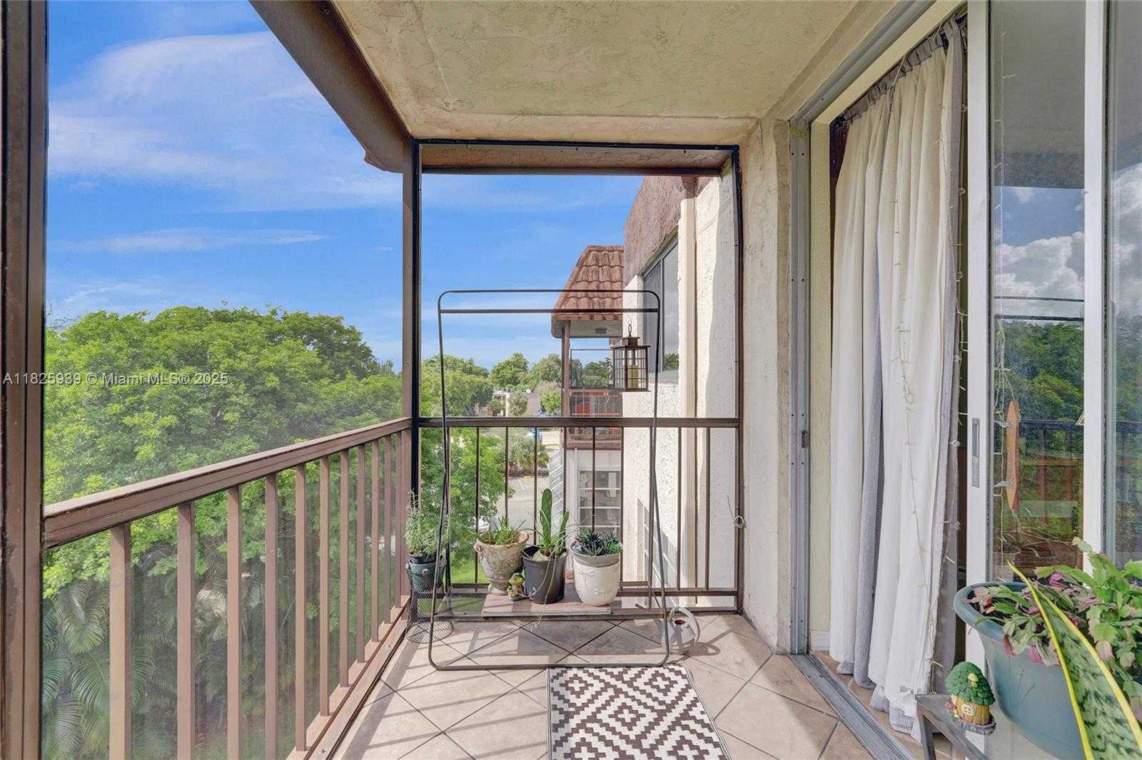Small Image of 7100 NORTH WEST 17TH ST #402, Plantation Number 43