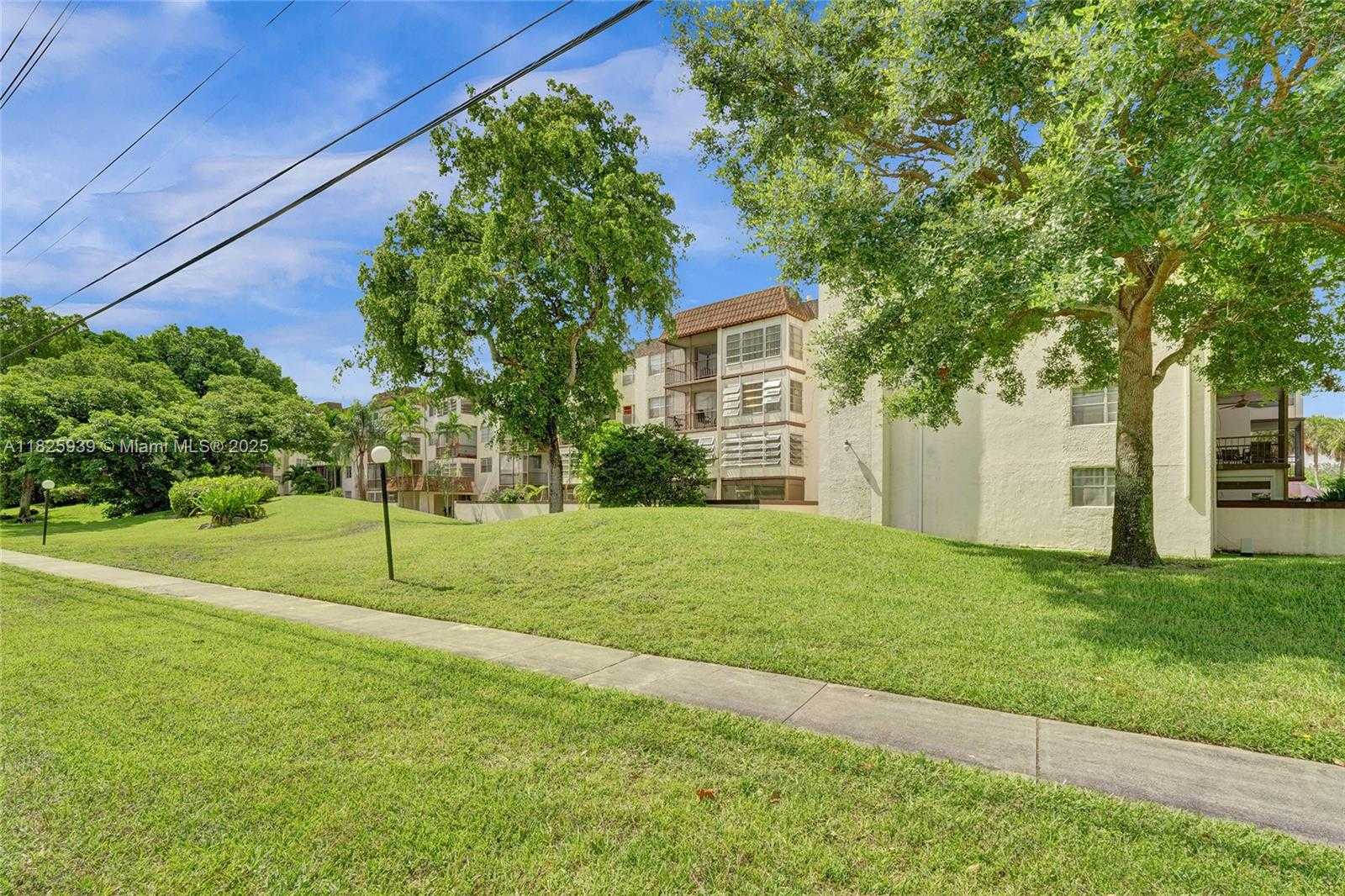 Small Image of 7100 NORTH WEST 17TH ST #402, Plantation Number 59