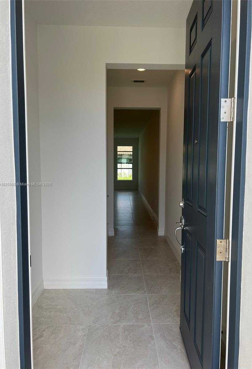 Small Image of 6121 RANCHO LANE, West Palm Beach Number 3