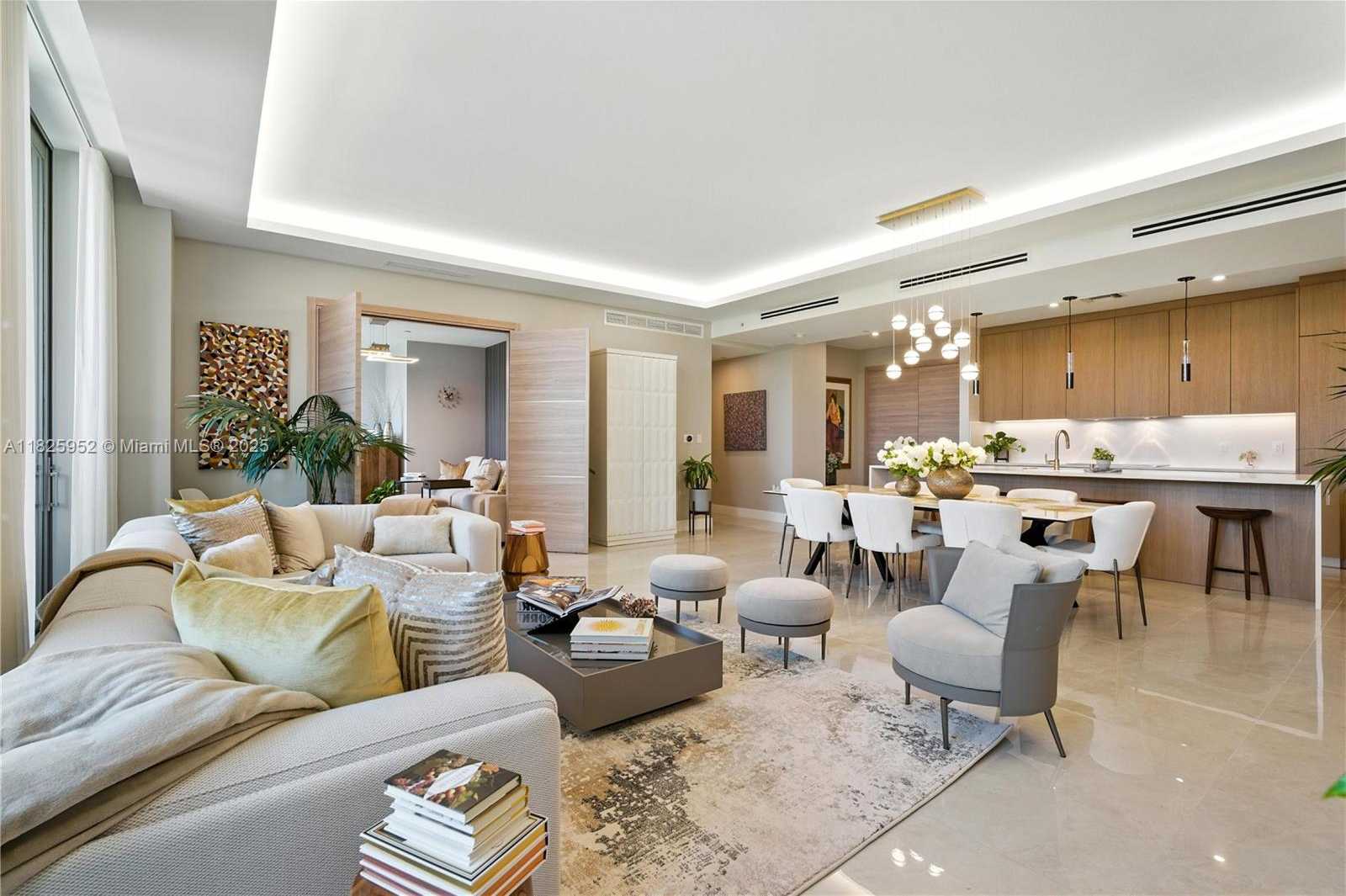 Small Image of 515 VALENCIA AVE #301, Coral Gables Number 11