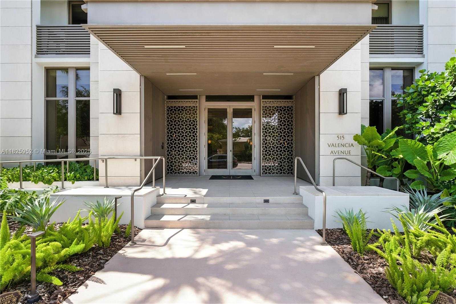 Small Image of 515 VALENCIA AVE #301, Coral Gables Number 23
