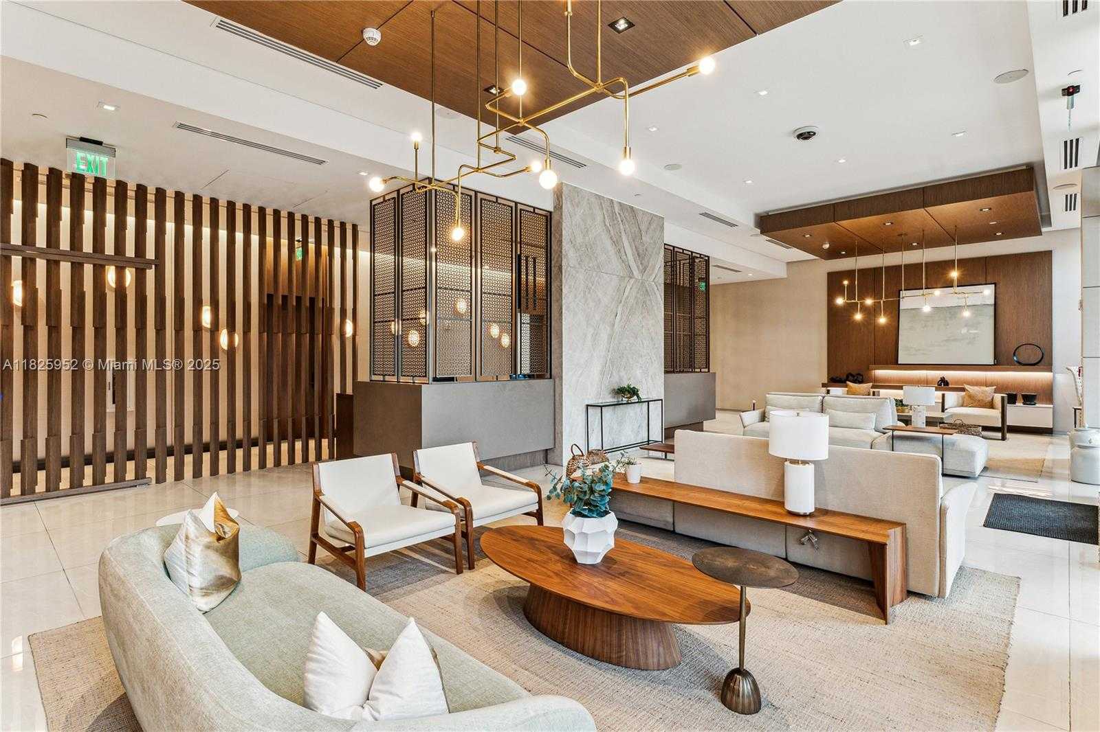 Small Image of 515 VALENCIA AVE #301, Coral Gables Number 24