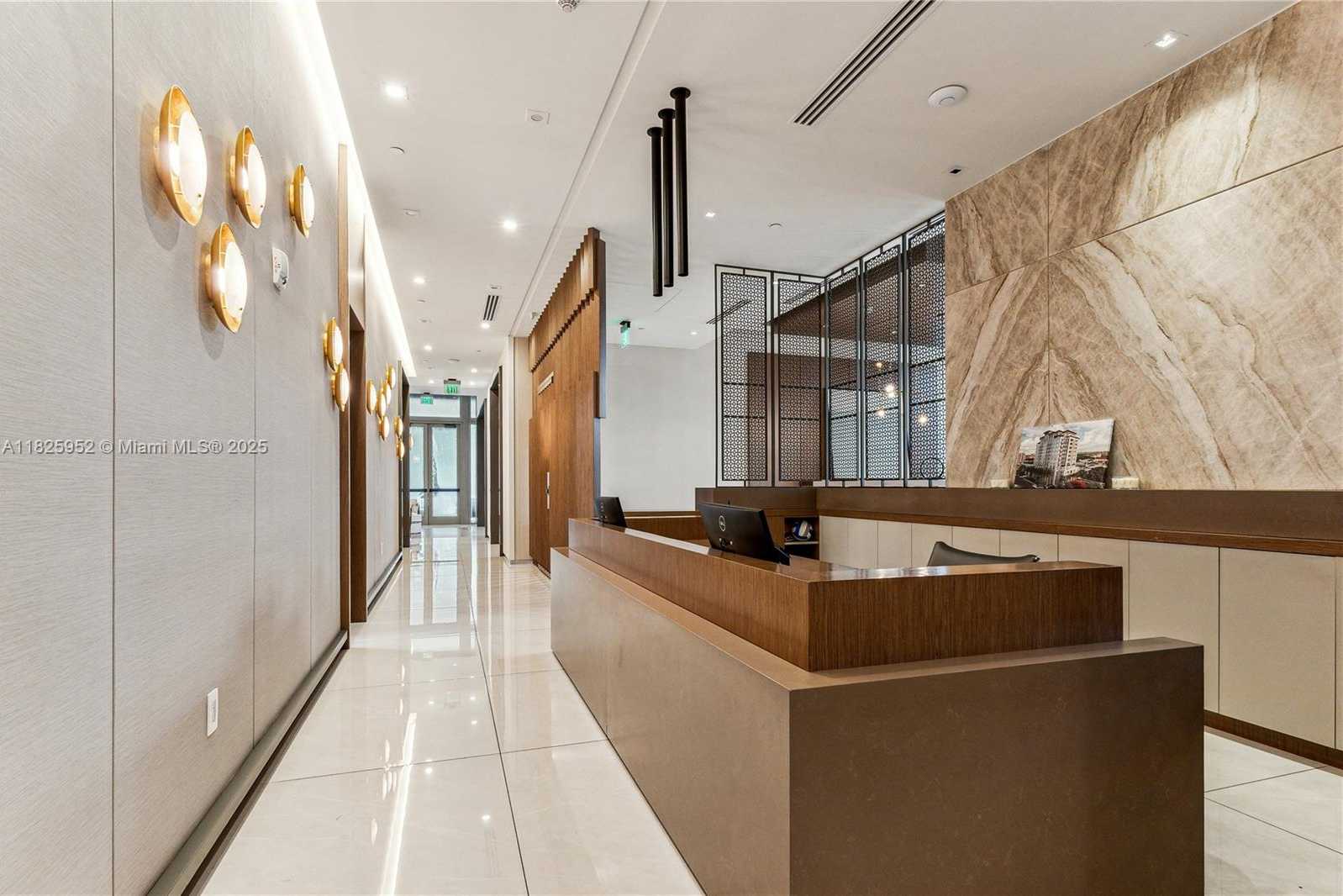 Small Image of 515 VALENCIA AVE #301, Coral Gables Number 25
