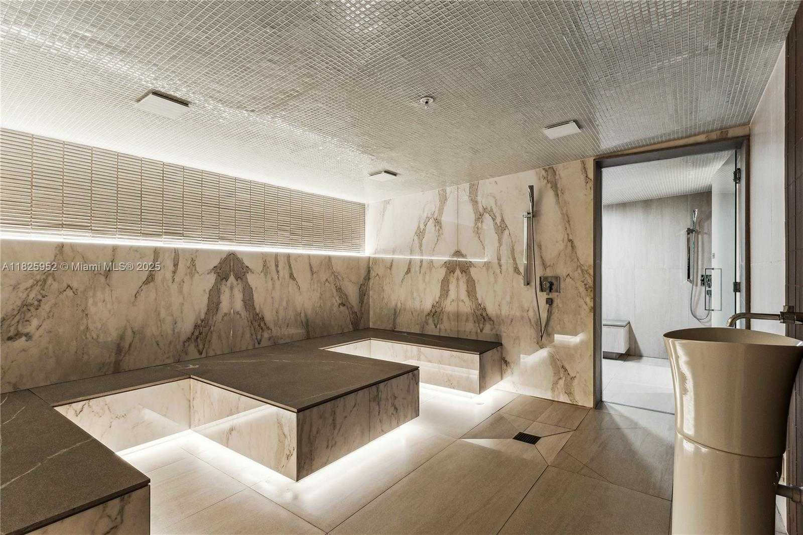 Small Image of 515 VALENCIA AVE #301, Coral Gables Number 28