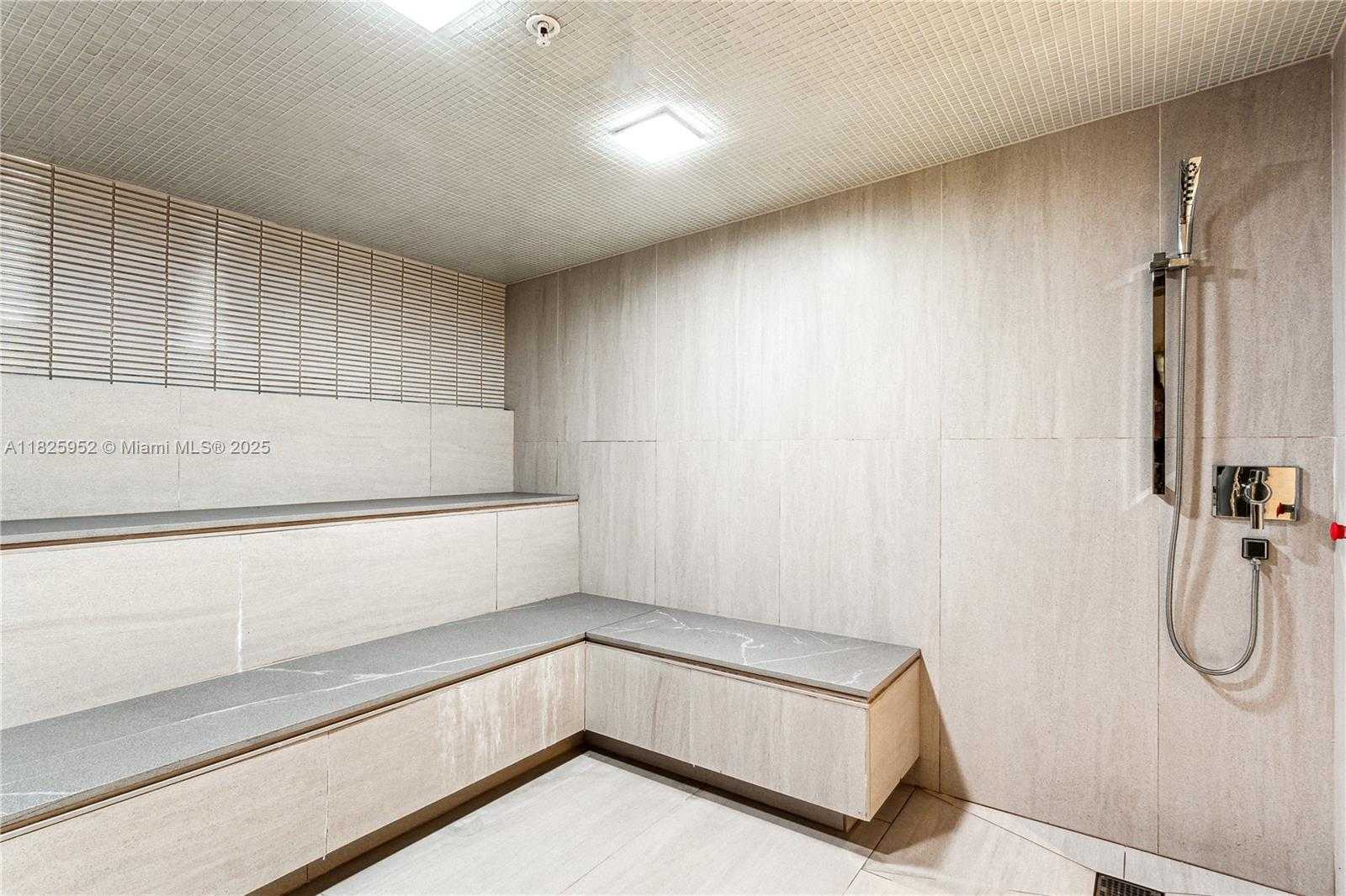 Small Image of 515 VALENCIA AVE #301, Coral Gables Number 29
