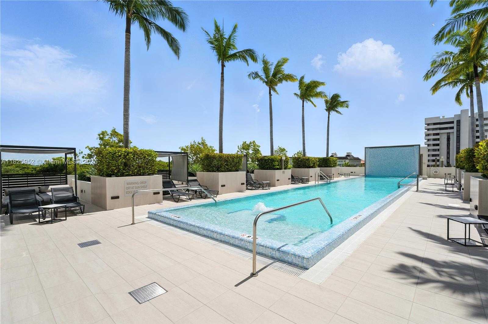 Small Image of 515 VALENCIA AVE #301, Coral Gables Number 32