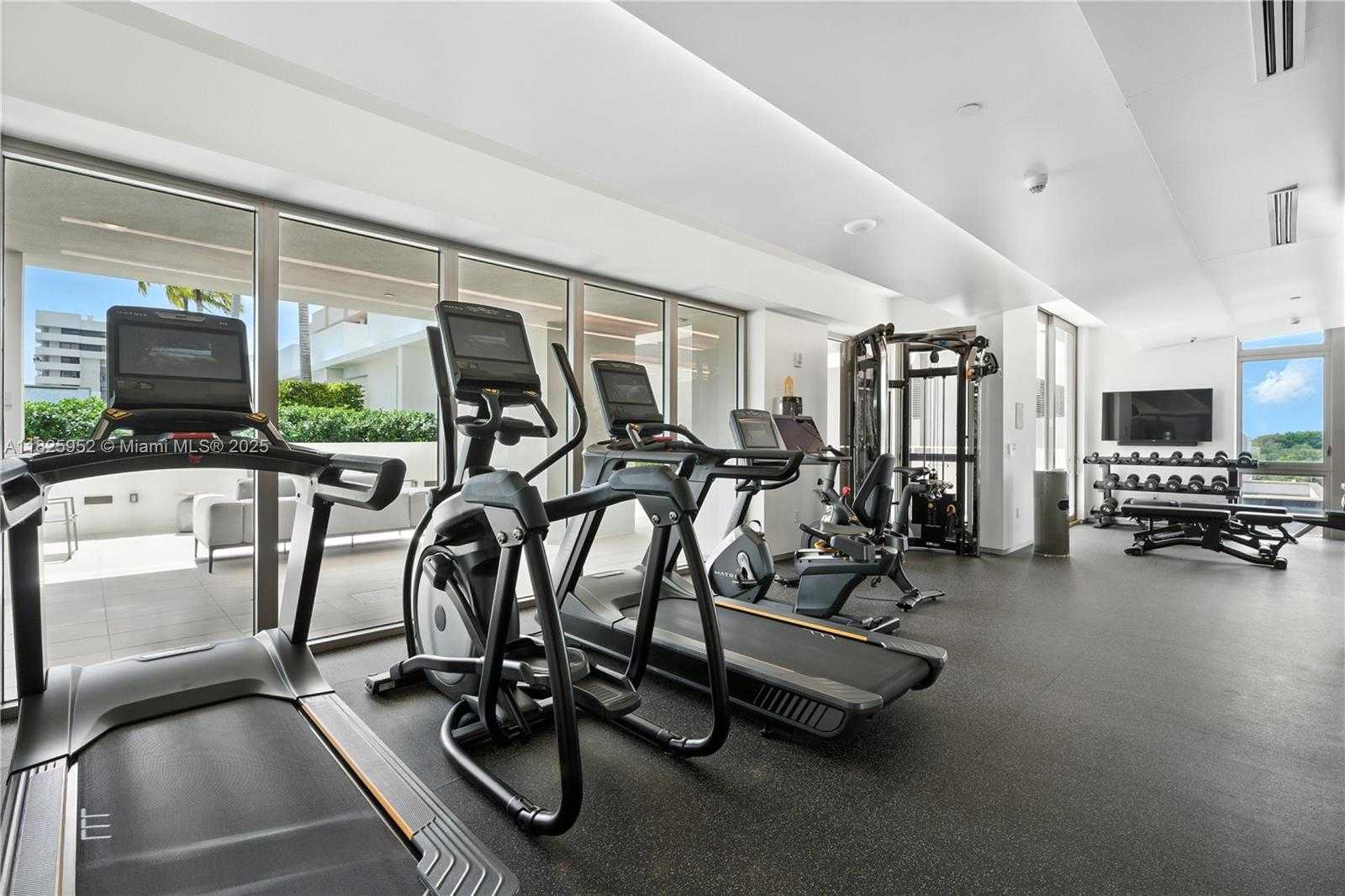 Small Image of 515 VALENCIA AVE #301, Coral Gables Number 36
