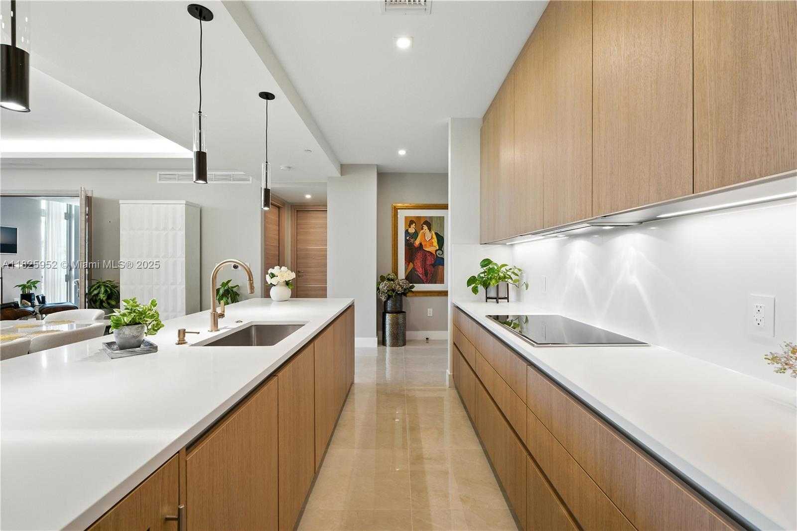Small Image of 515 VALENCIA AVE #301, Coral Gables Number 6