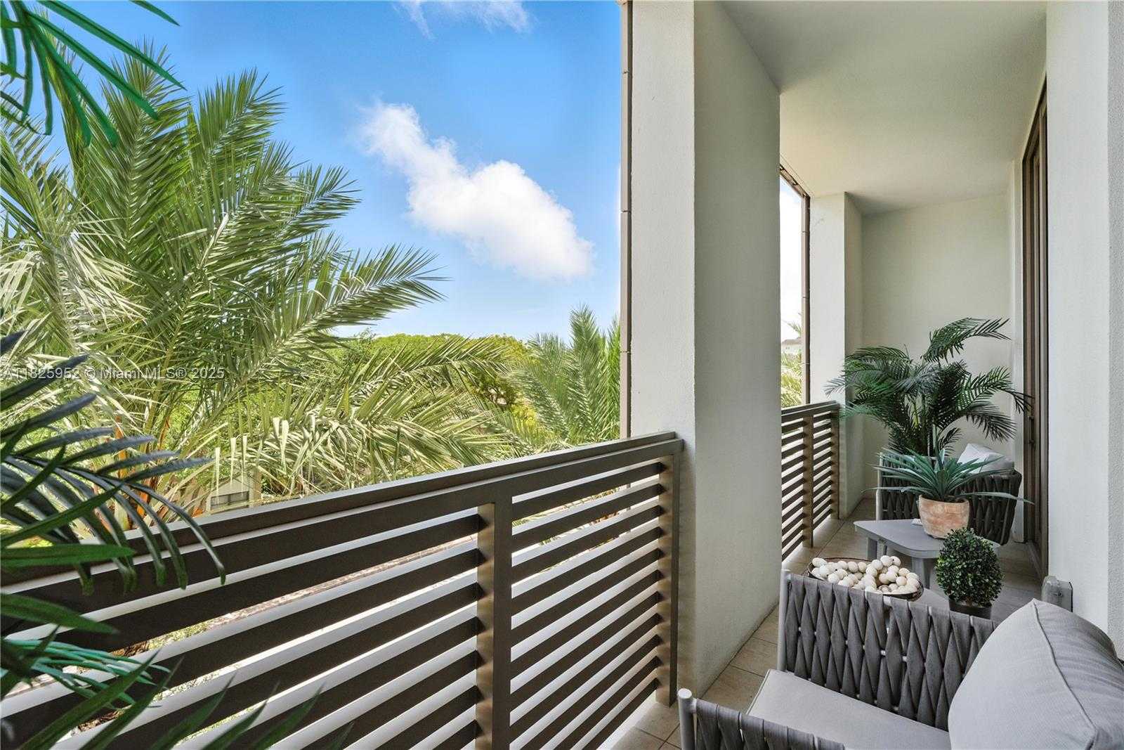 Small Image of 515 VALENCIA AVE #301, Coral Gables Number 8