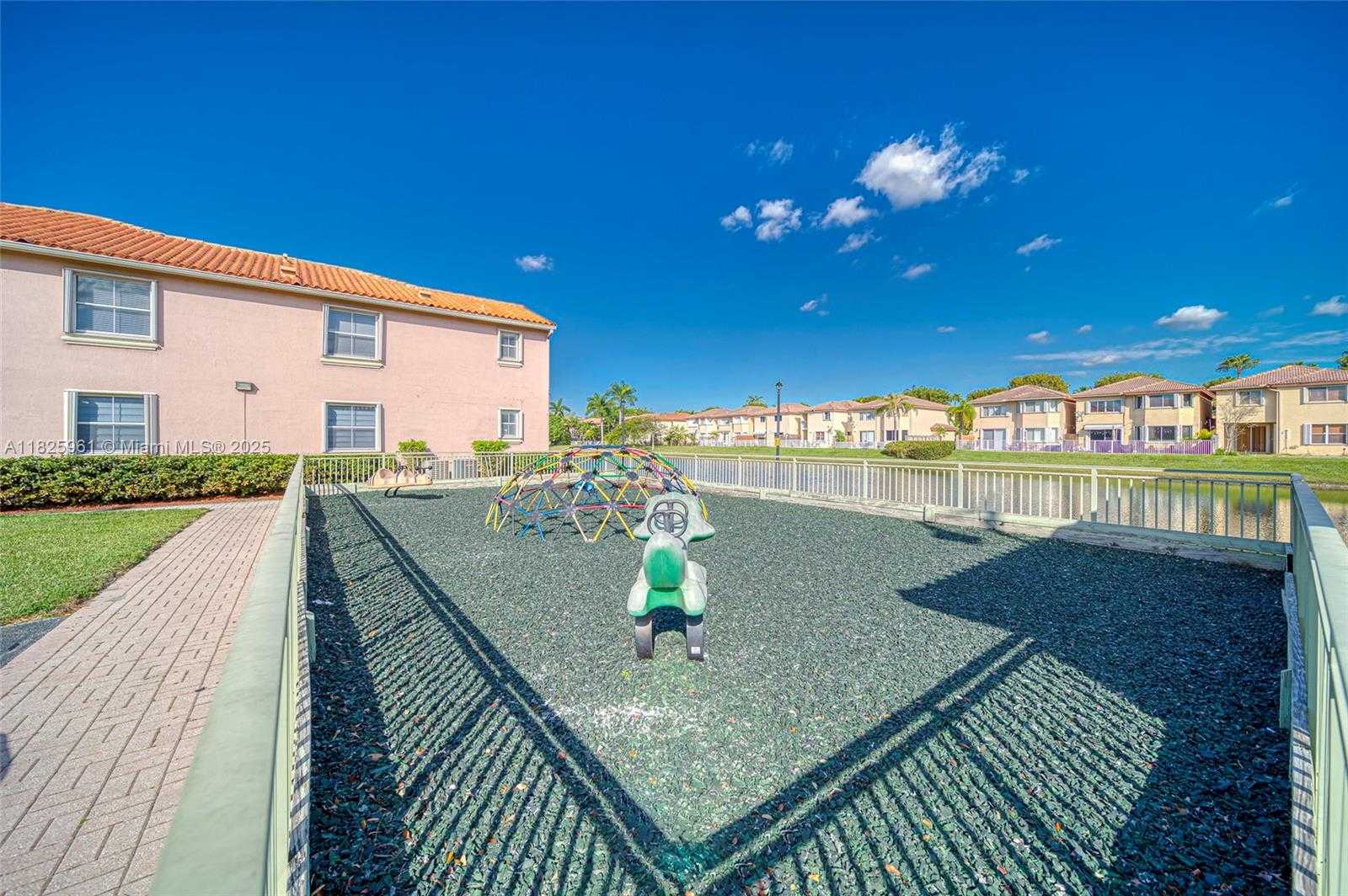Small Image of 6440 NORTH WEST 114TH AVE #434, Doral Number 34