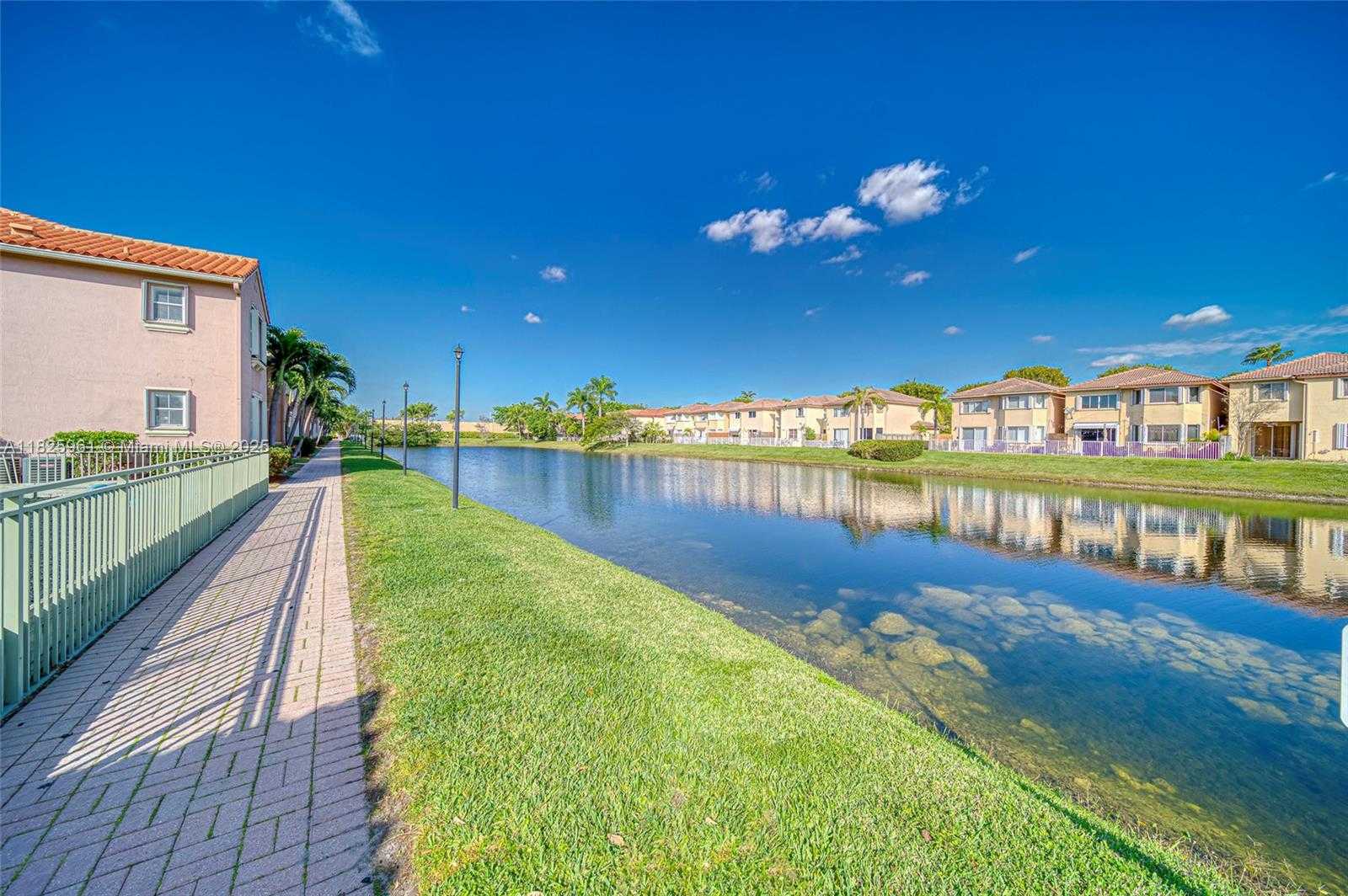 Small Image of 6440 NORTH WEST 114TH AVE #434, Doral Number 35