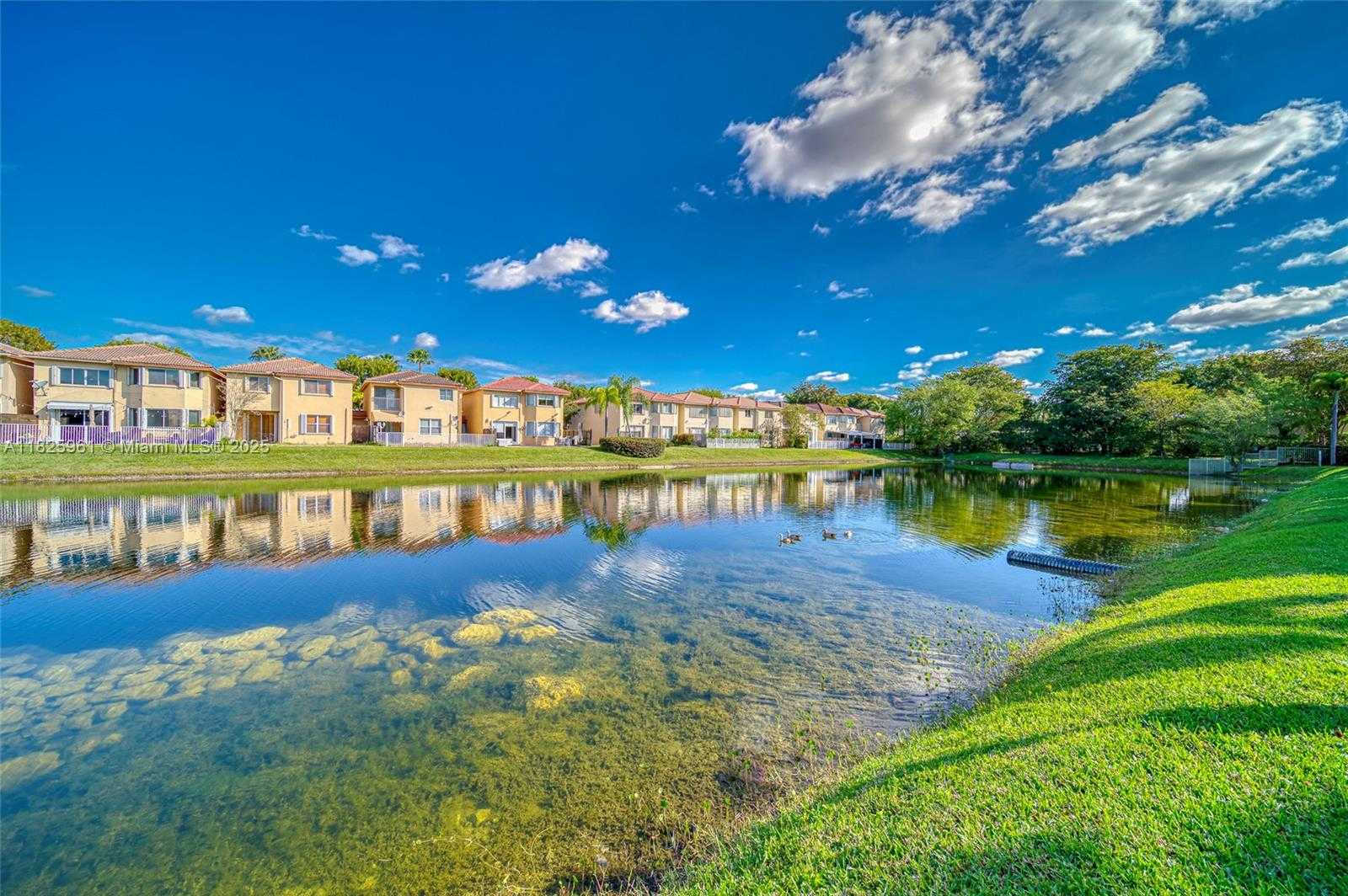 Small Image of 6440 NORTH WEST 114TH AVE #434, Doral Number 36