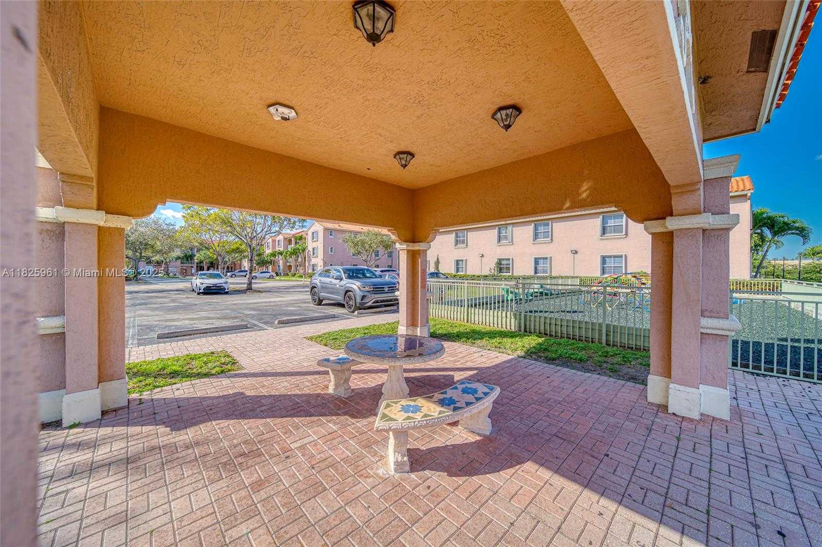 Small Image of 6440 NORTH WEST 114TH AVE #434, Doral Number 37