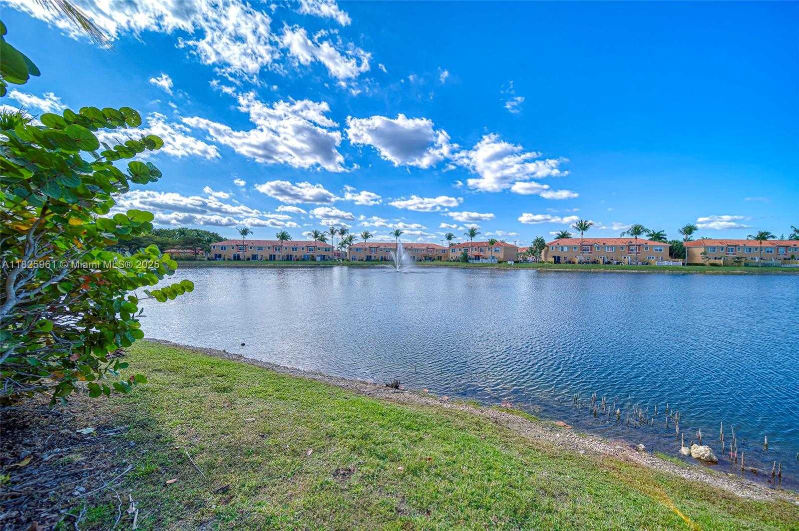 Small Image of 6440 NORTH WEST 114TH AVE #434, Doral Number 39