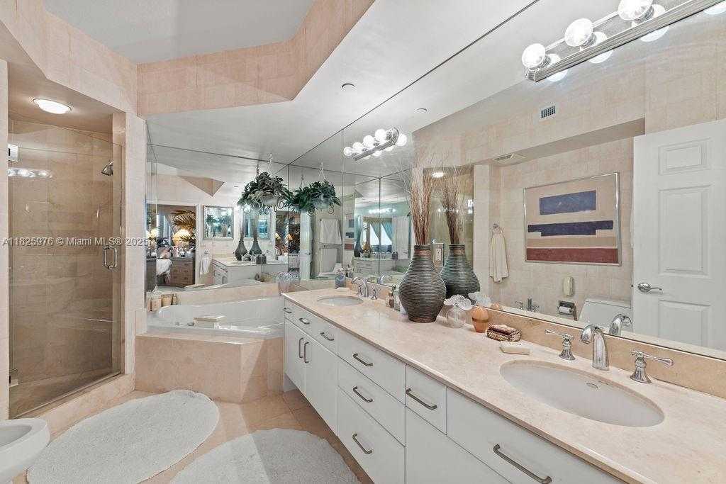 Small Image of 3200 NORTH OCEAN BLVD #405, Fort Lauderdale Number 13