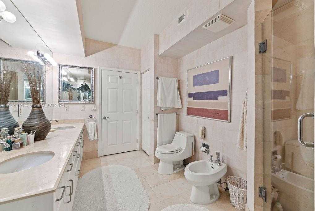 Small Image of 3200 NORTH OCEAN BLVD #405, Fort Lauderdale Number 16