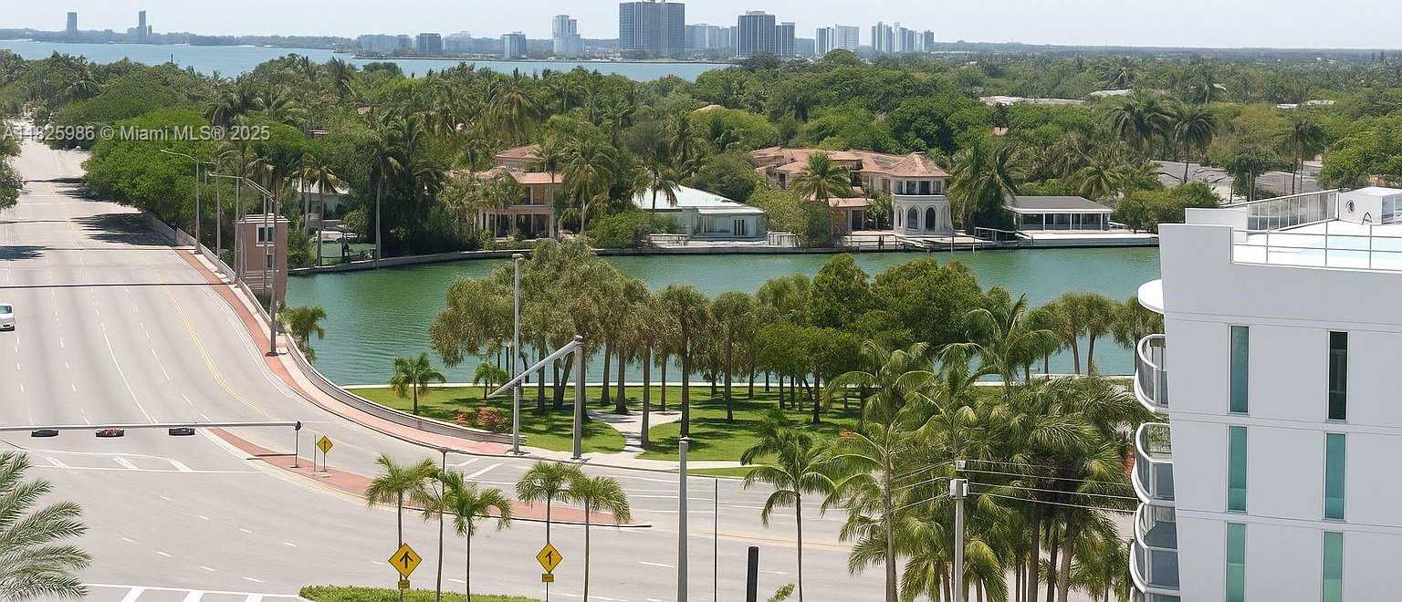 Small Image of 6301 COLLINS AVE #1005, Miami Beach Number 15