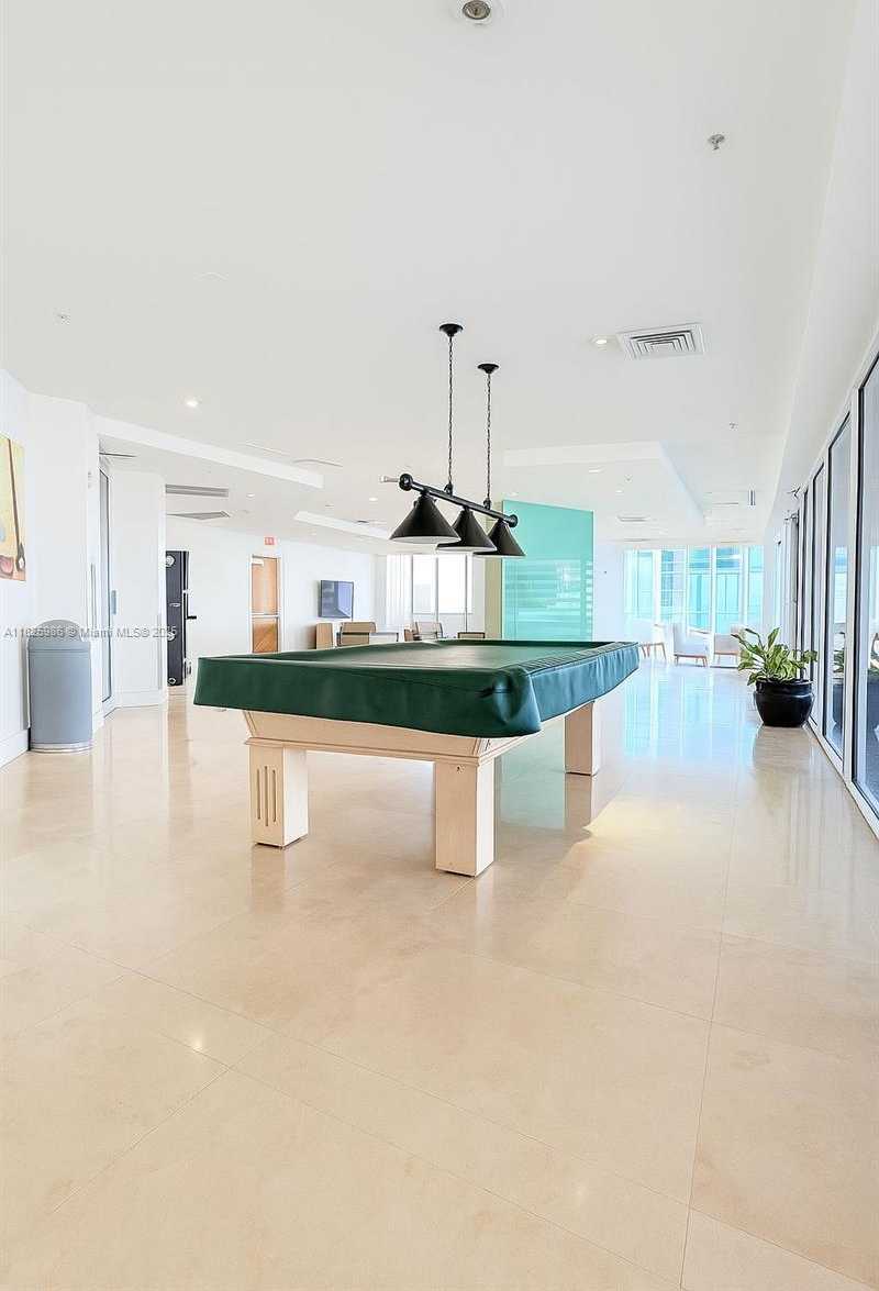 Small Image of 6301 COLLINS AVE #1005, Miami Beach Number 20
