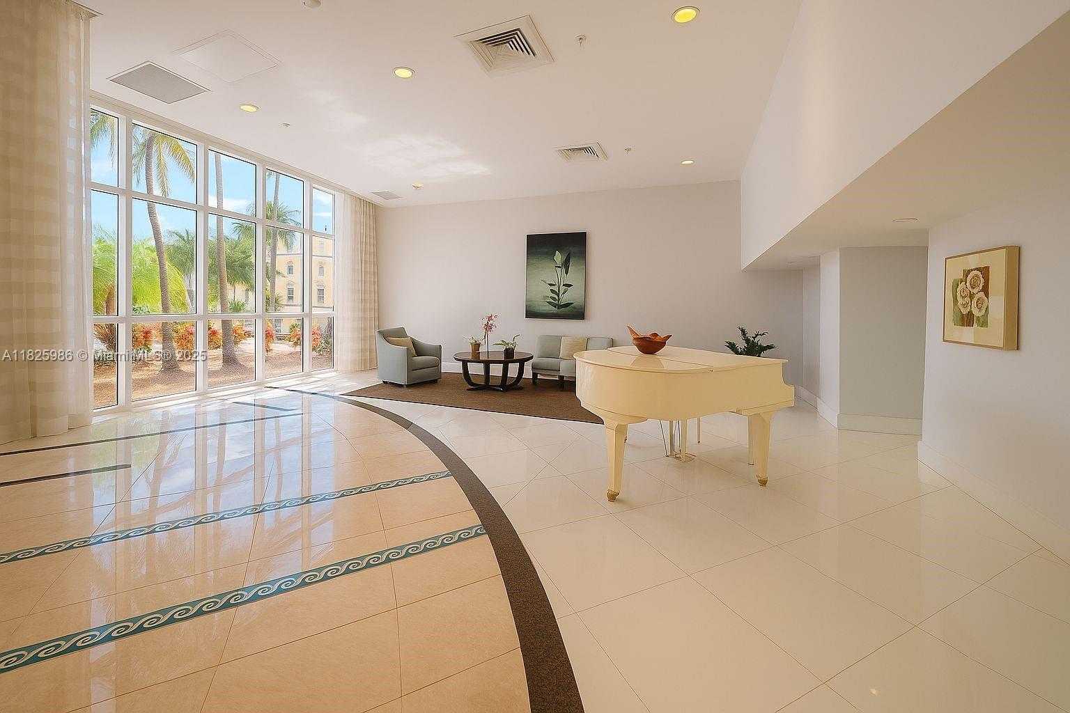 Small Image of 6301 COLLINS AVE #1005, Miami Beach Number 21