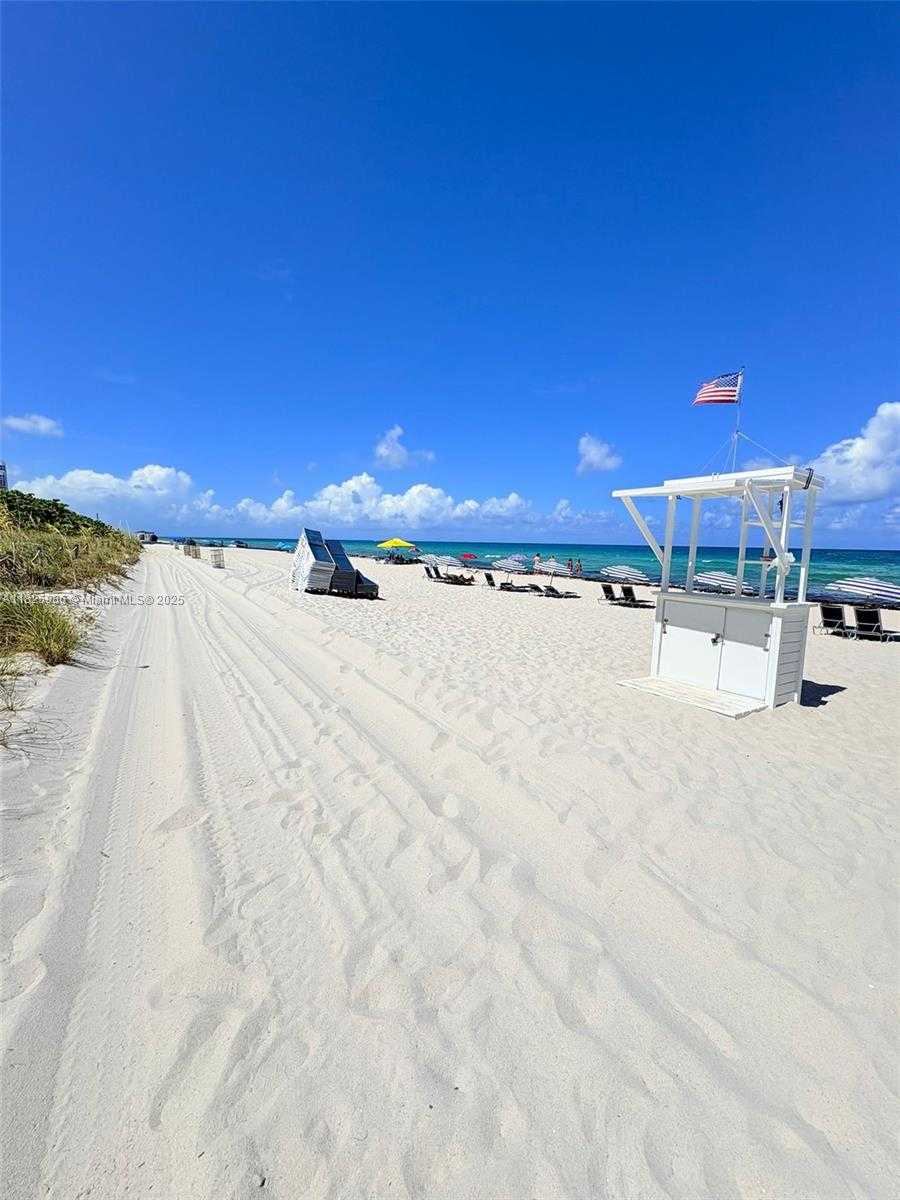 Small Image of 6301 COLLINS AVE #1005, Miami Beach Number 27