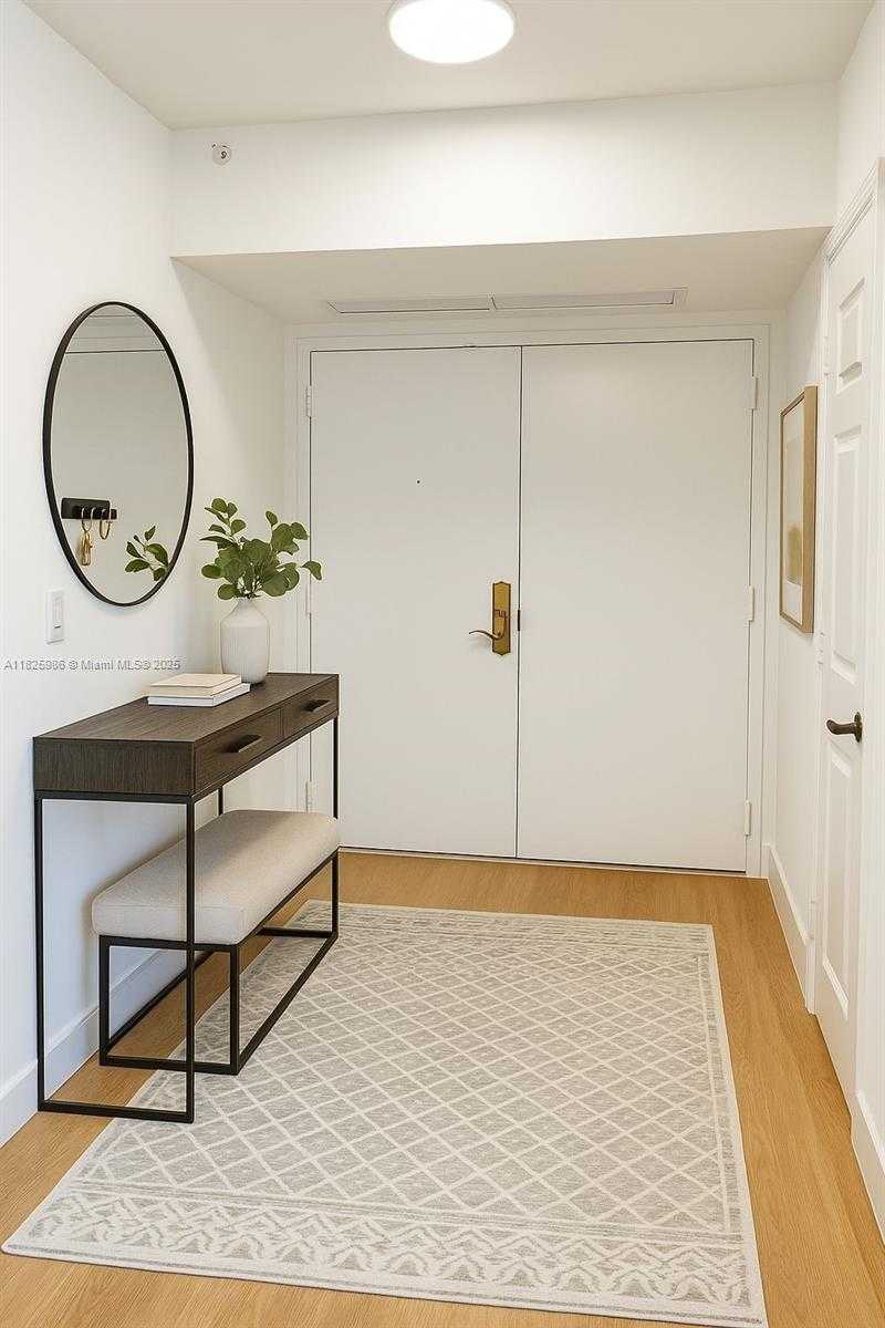 Small Image of 6301 COLLINS AVE #1005, Miami Beach Number 3