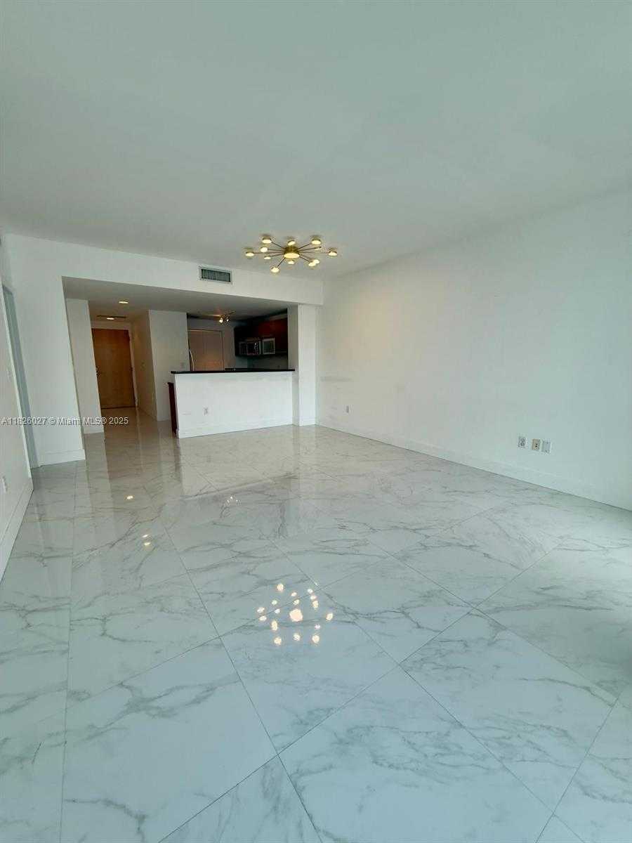 Small Image of 244 BISCAYNE BLVD #2305, Miami Number 13