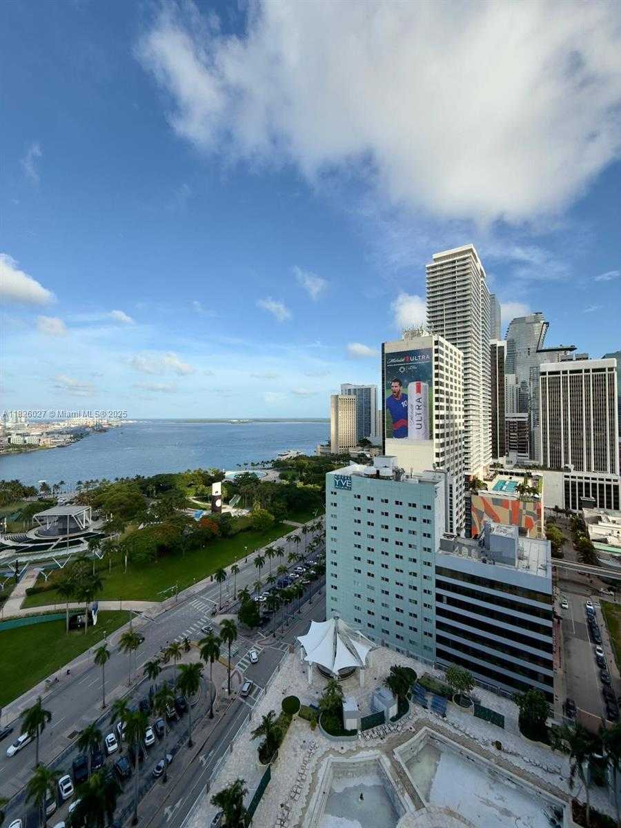 Small Image of 244 BISCAYNE BLVD #2305, Miami Number 19