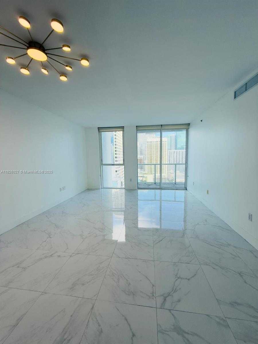 Small Image of 244 BISCAYNE BLVD #2305, Miami Number 20