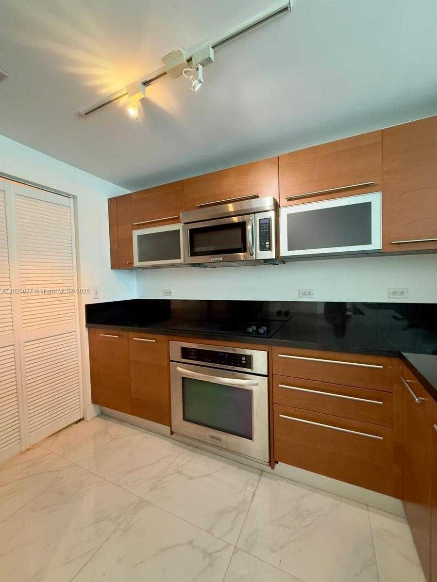 Small Image of 244 BISCAYNE BLVD #2305, Miami Number 23