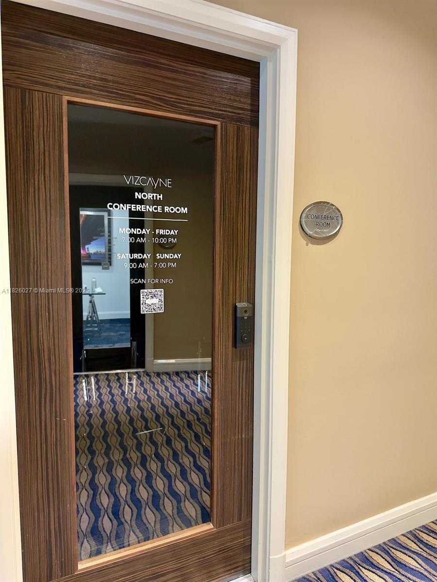 Small Image of 244 BISCAYNE BLVD #2305, Miami Number 35