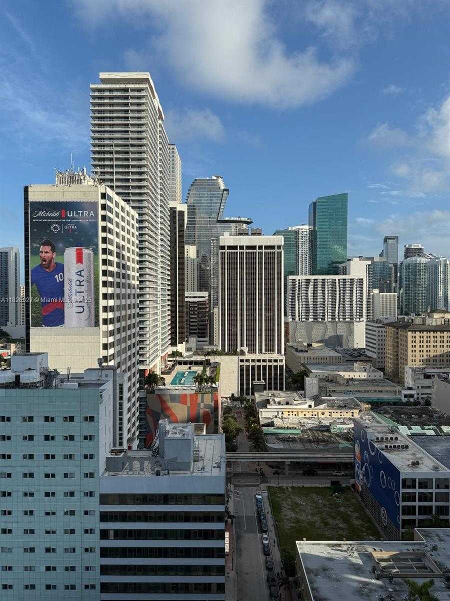 Small Image of 244 BISCAYNE BLVD #2305, Miami Number 40