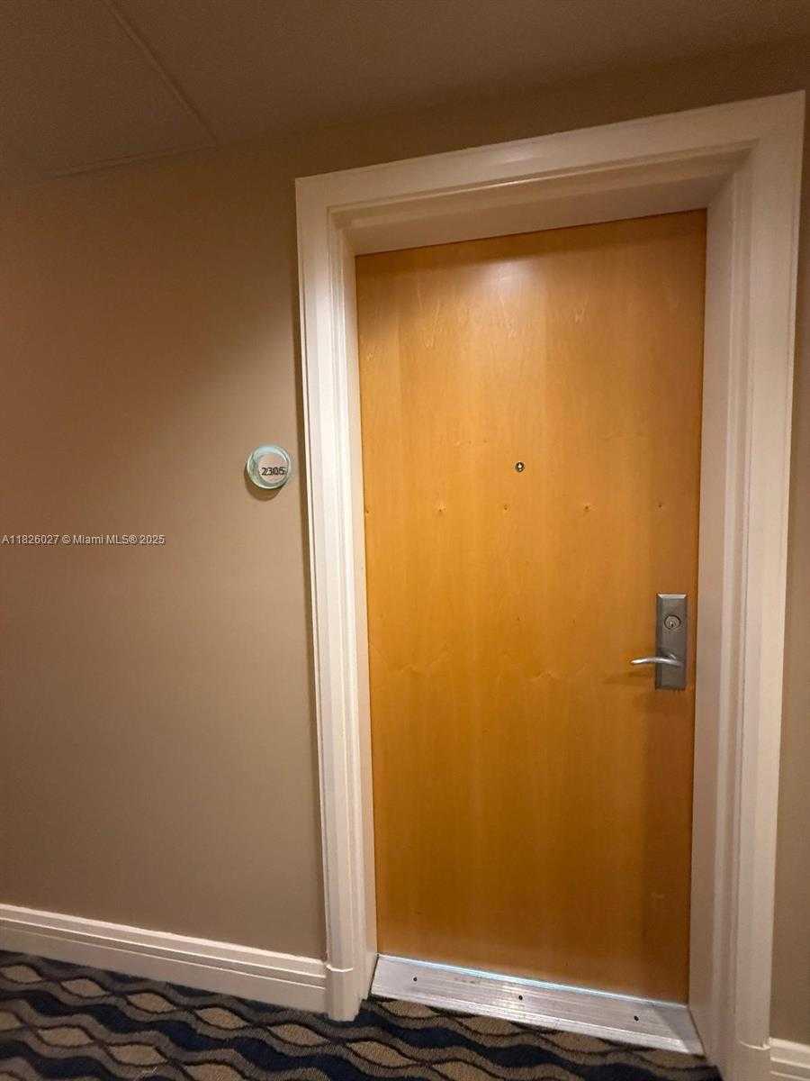 Small Image of 244 BISCAYNE BLVD #2305, Miami Number 45