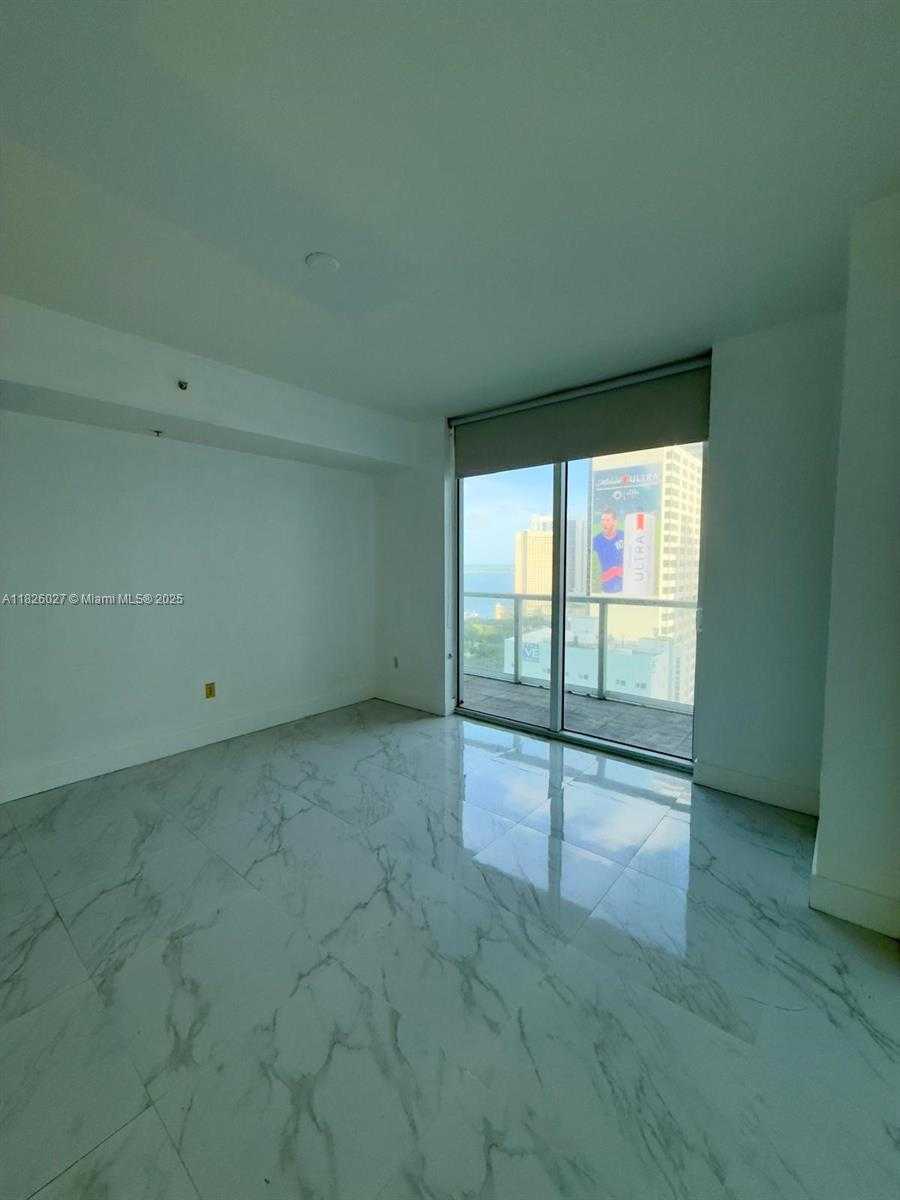 Small Image of 244 BISCAYNE BLVD #2305, Miami Number 47