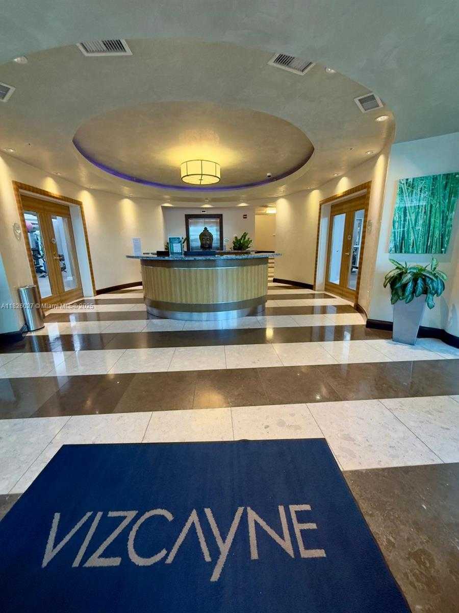 Small Image of 244 BISCAYNE BLVD #2305, Miami Number 55