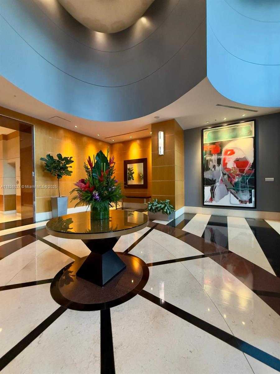 Small Image of 244 BISCAYNE BLVD #2305, Miami Number 61