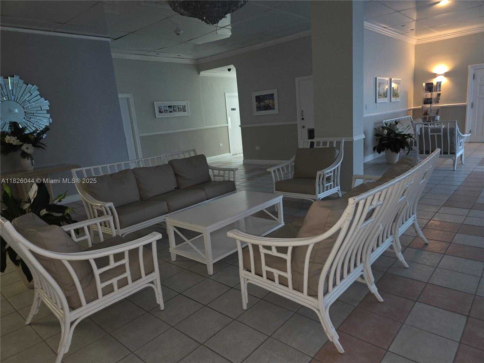 Small Image of 7135 COLLINS AVE #424, Miami Beach Number 28