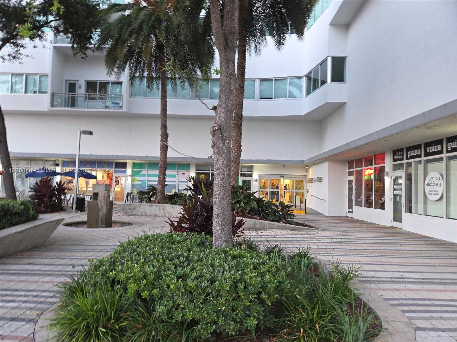 Small Image of 7135 COLLINS AVE #424, Miami Beach Number 35
