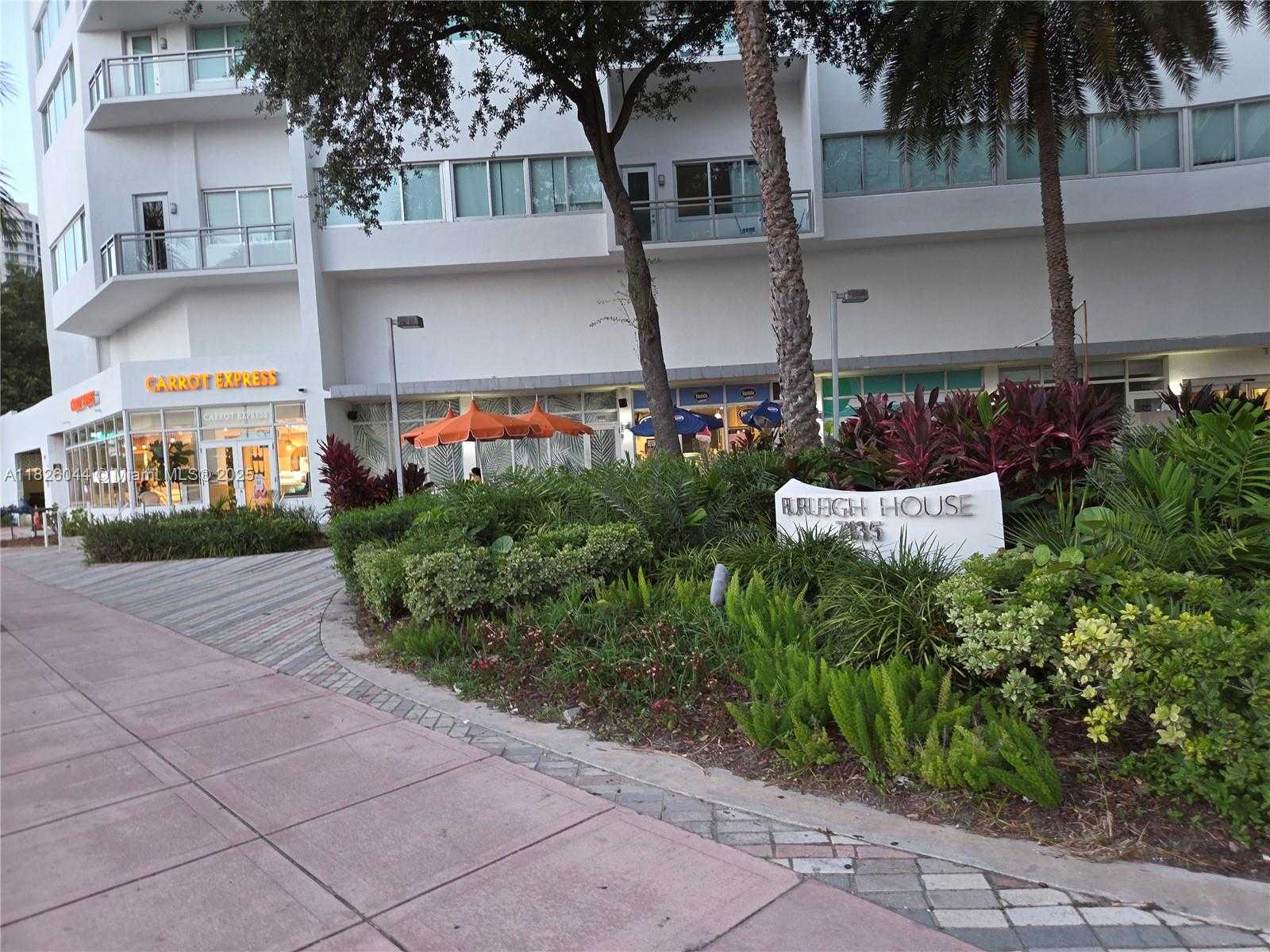 Small Image of 7135 COLLINS AVE #424, Miami Beach Number 38