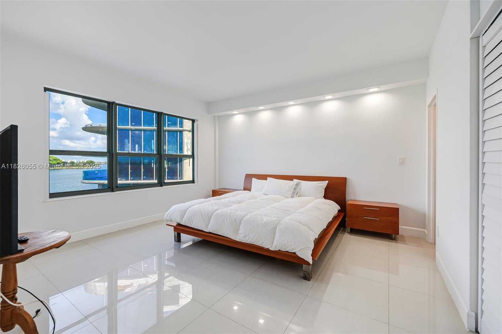 Small Image of 9102 WEST BAY HARBOR DR #5-D, Bay Harbor Islands Number 25