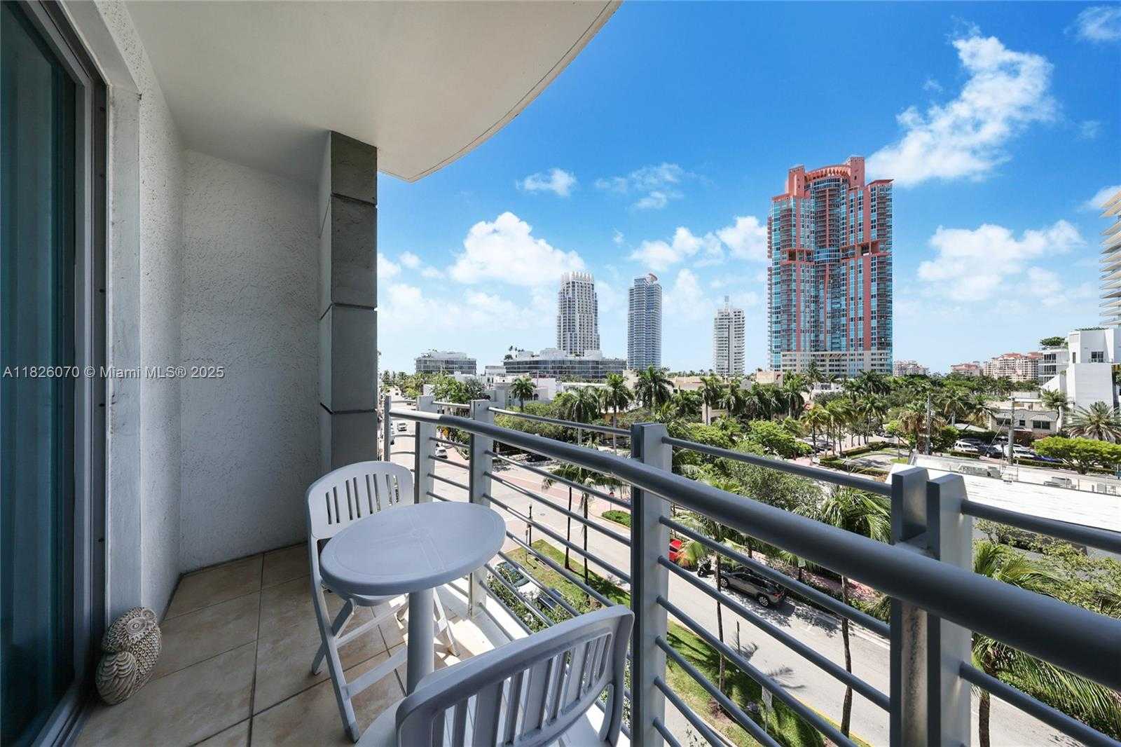 Small Image of 110 WASHINGTON AVE #1611, Miami Beach Number 8