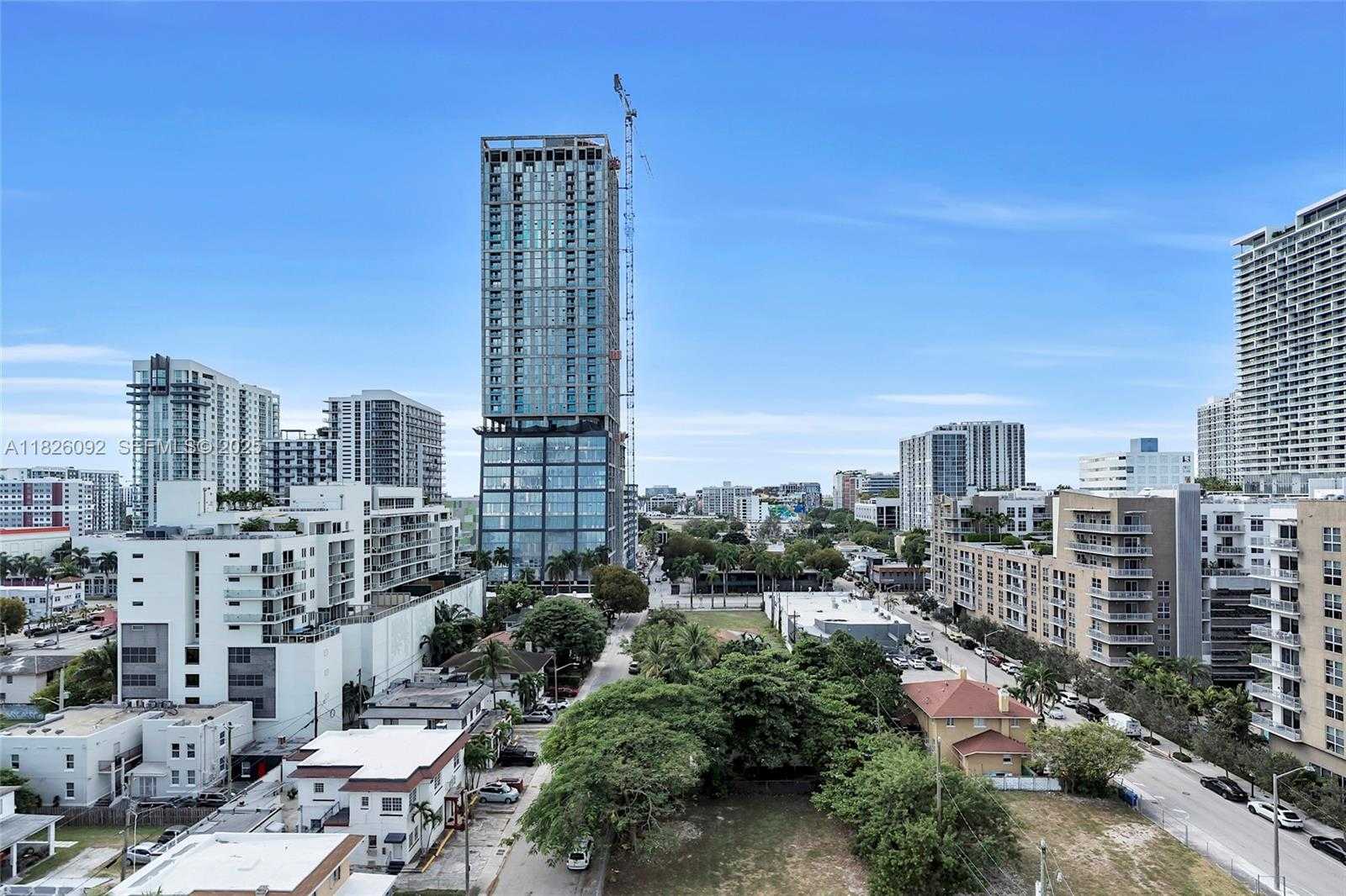 Imagen de Pequeño Objeto